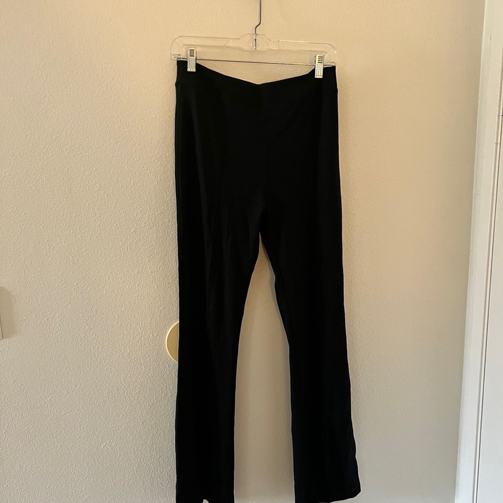 Vuori Black Flare Women's Pants